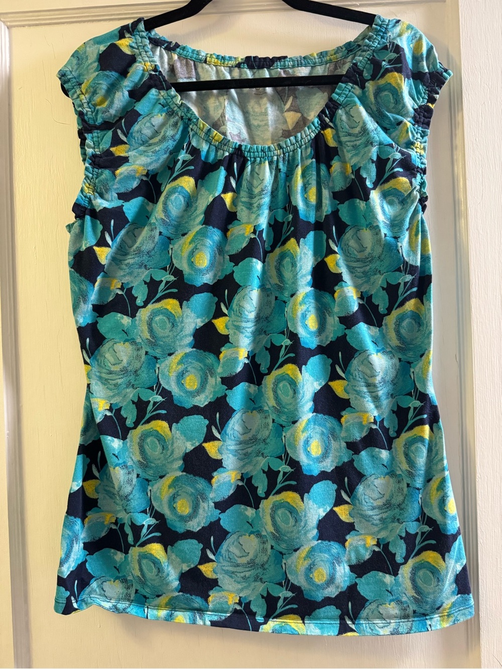 LOFT Sleeveless Floral Scoop Neck Top in Teal and Navy